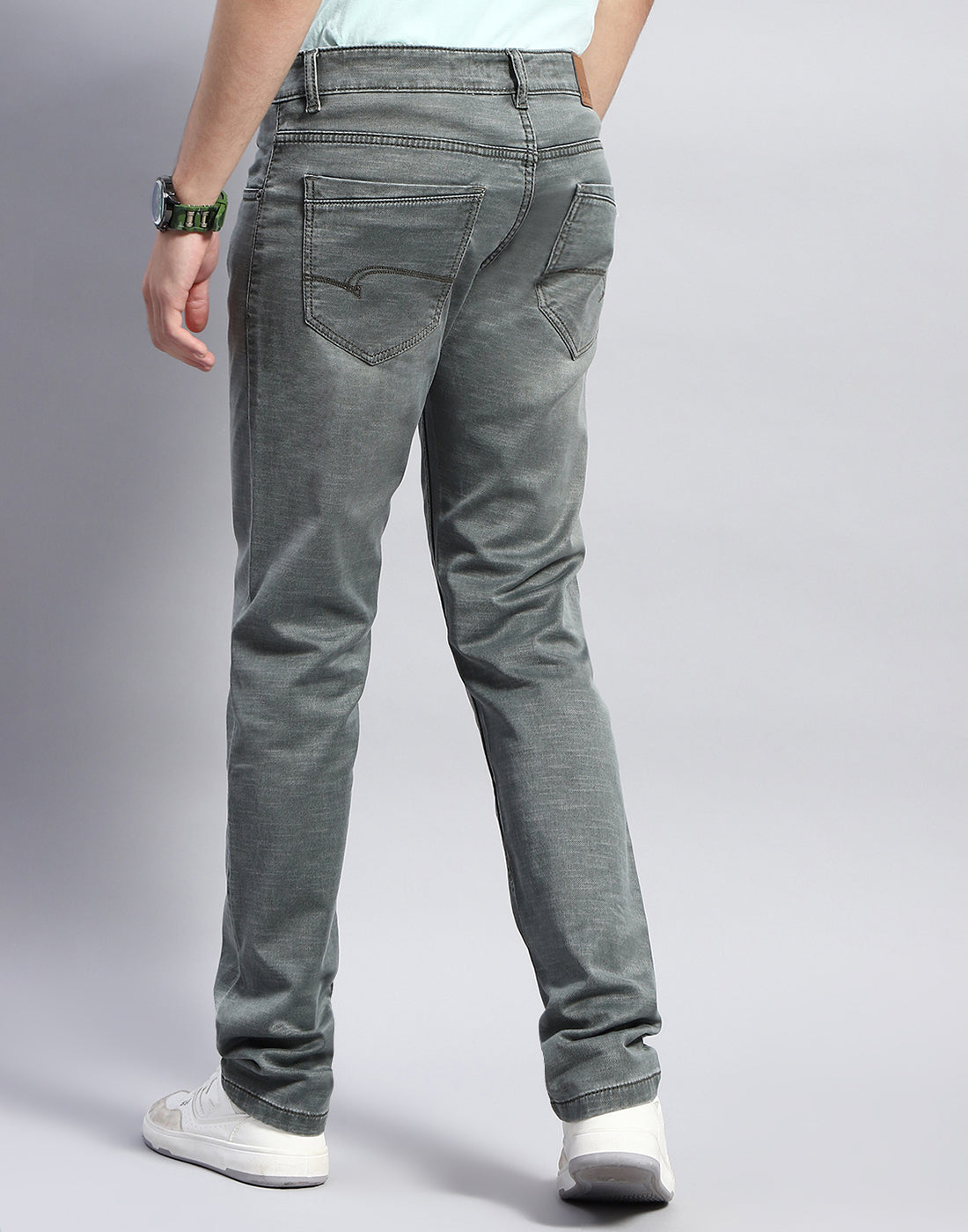 Men Grey Light Wash Narrow Fit Denim