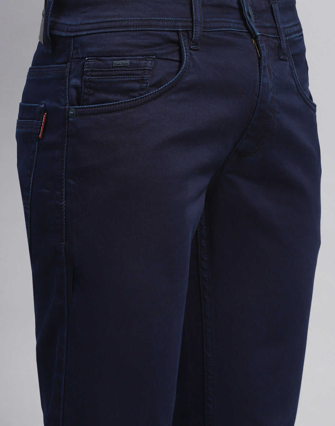 Men Blue Light Wash Narrow Fit Denim