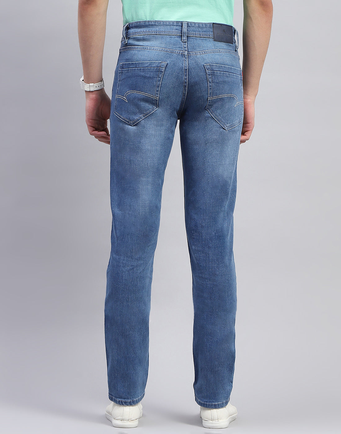 Men Blue Light Wash Narrow Fit Denim