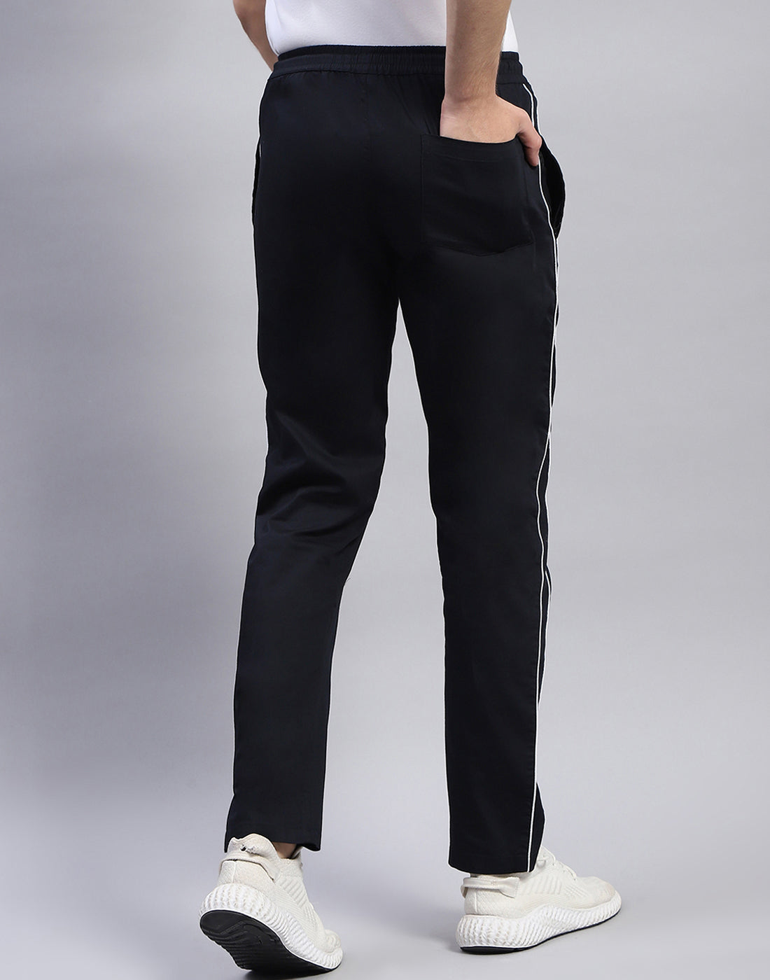 Men Navy Blue Solid Regular Fit Lower