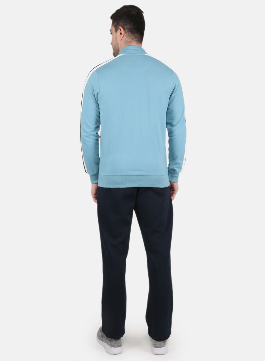 Men Blue Solid Sweatshirt