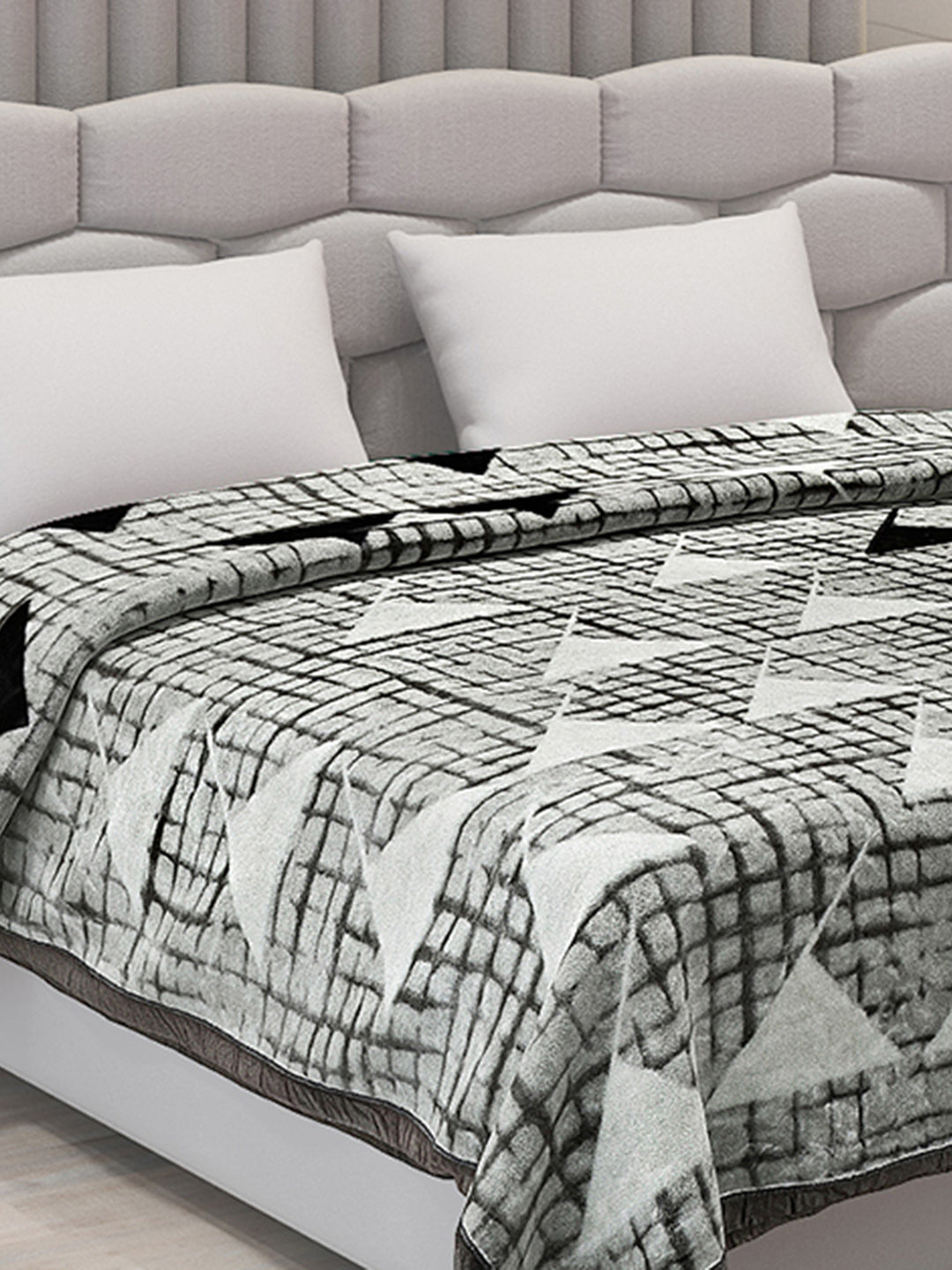 Printed Double Bed Blanket for Mild Winter -1 Ply