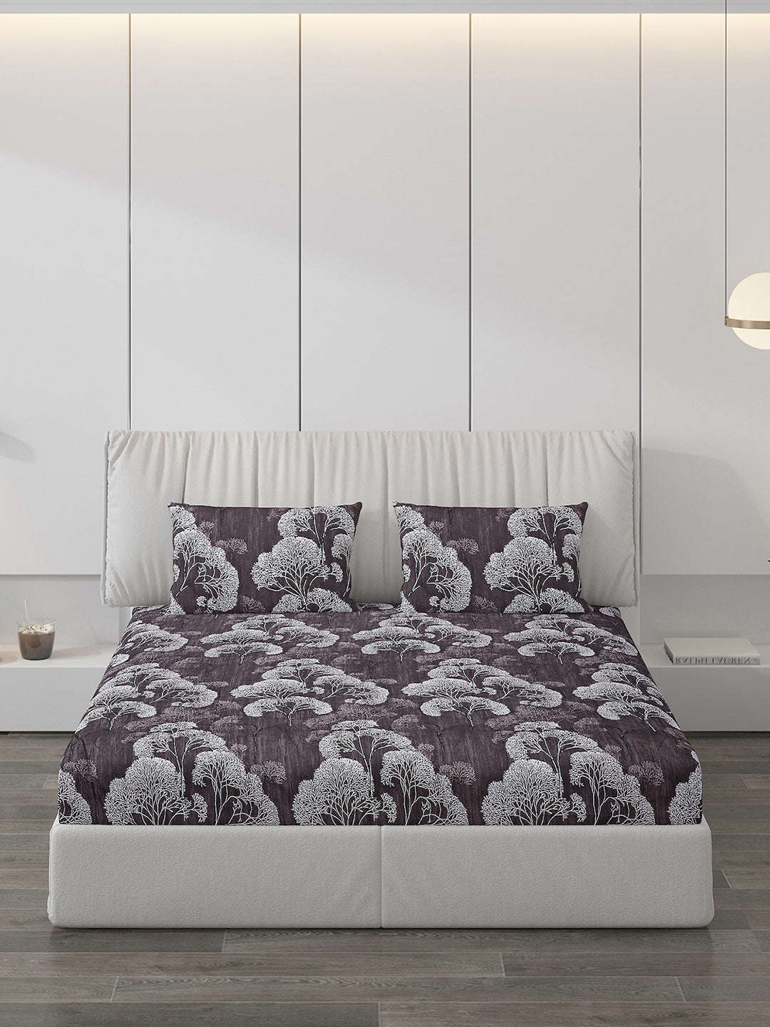 130 GSM Polyester Double Bed Bedsheet with 2 Pillow Covers