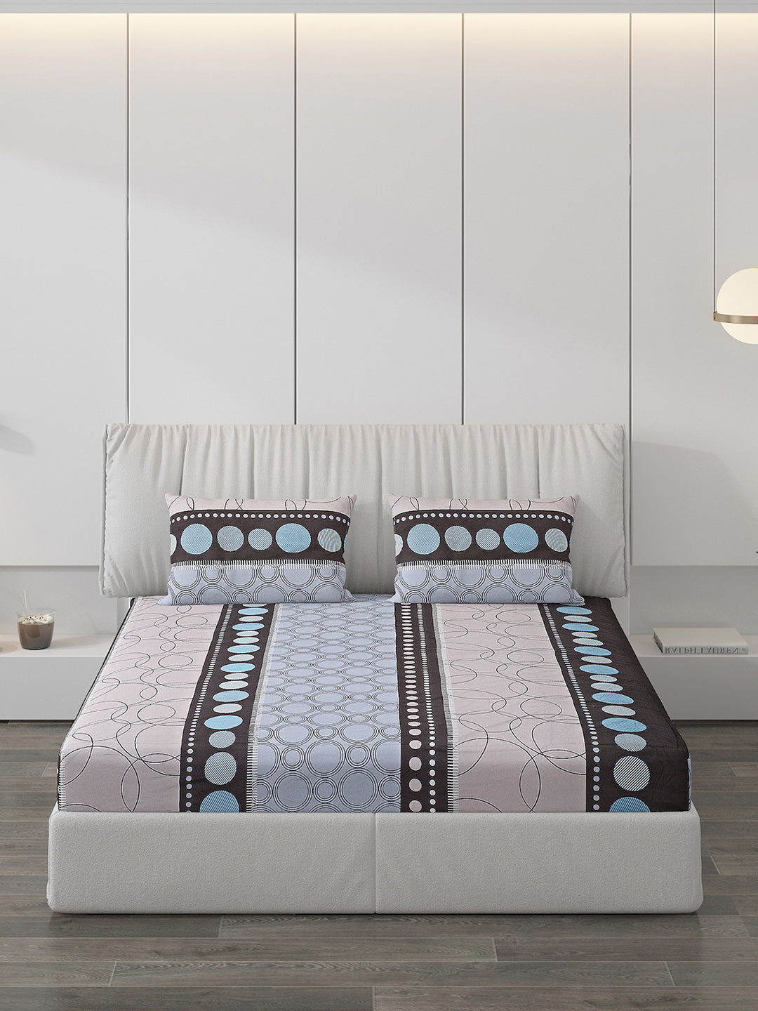 130 GSM Polyester Double Bed Bedsheet with 2 Pillow Covers