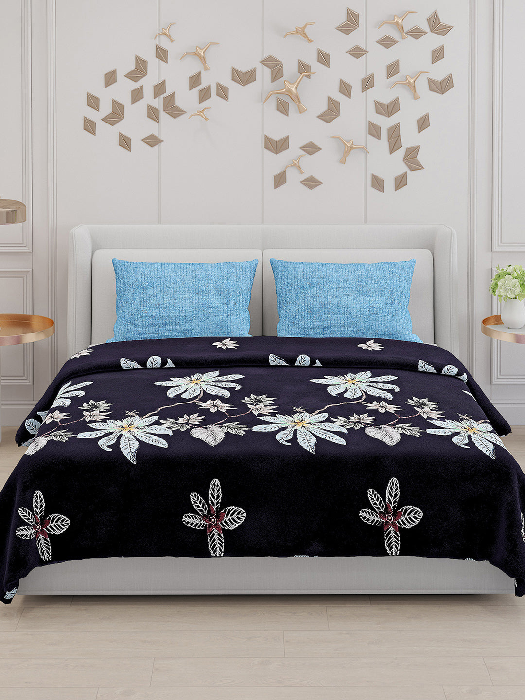 130 GSM Polyester Double Bed Bedsheet with 2 Pillow Covers