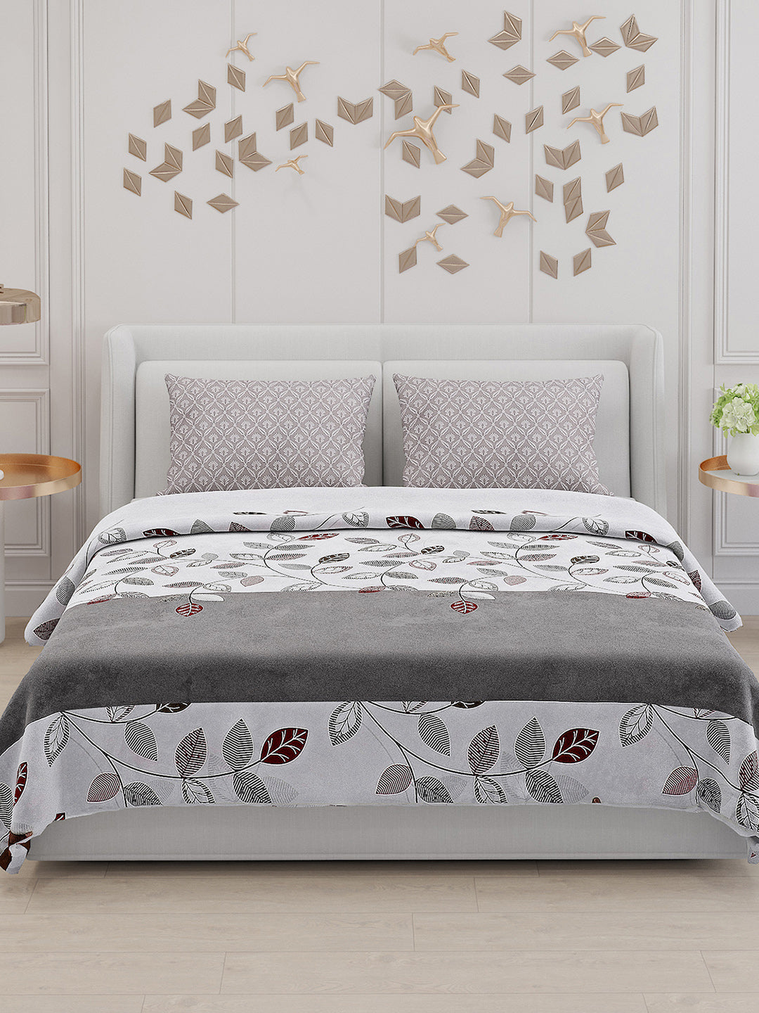 130 GSM Polyester Double Bed Bedsheet with 2 Pillow Covers