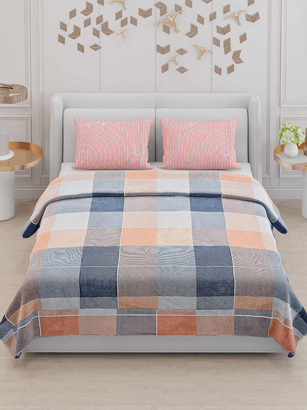 130 GSM Polyester Double Bed Bedsheet with 2 Pillow Covers