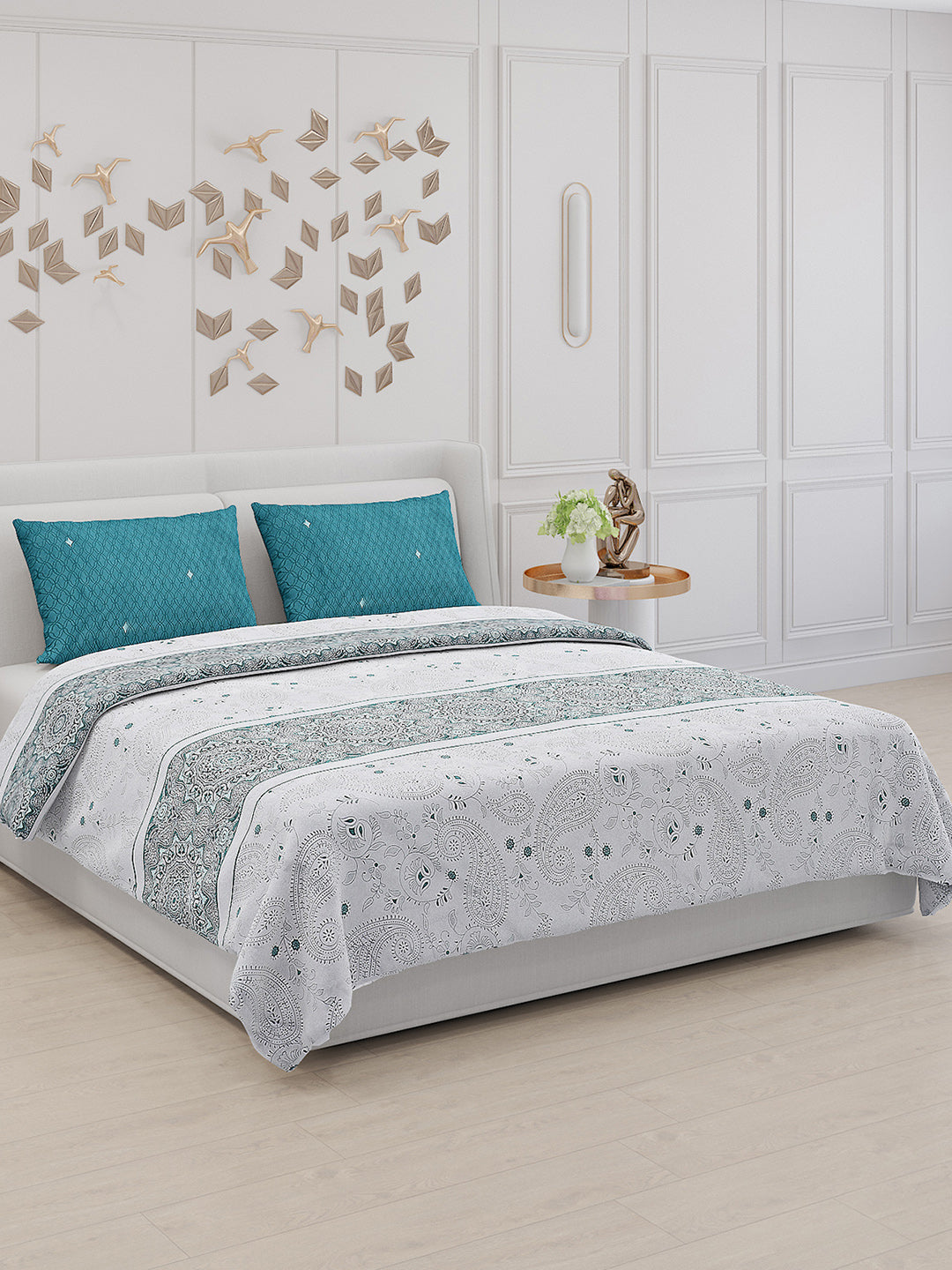 130 GSM Polyester Double Bed Bedsheet with 2 Pillow Covers