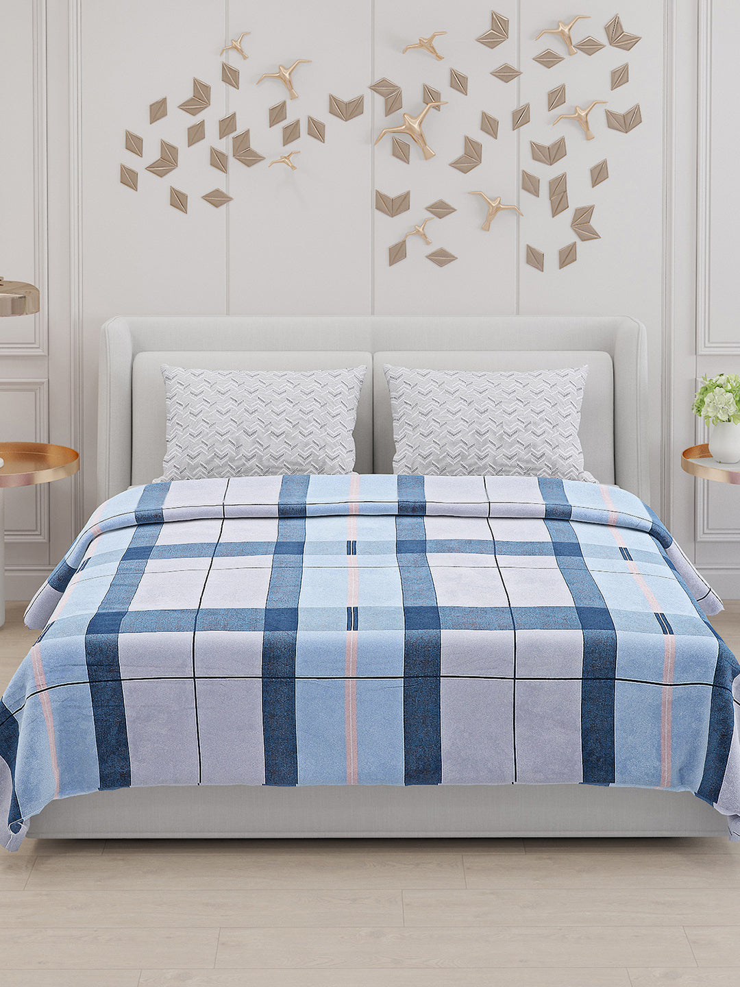 130 GSM Polyester Double Bed Bedsheet with 2 Pillow Covers
