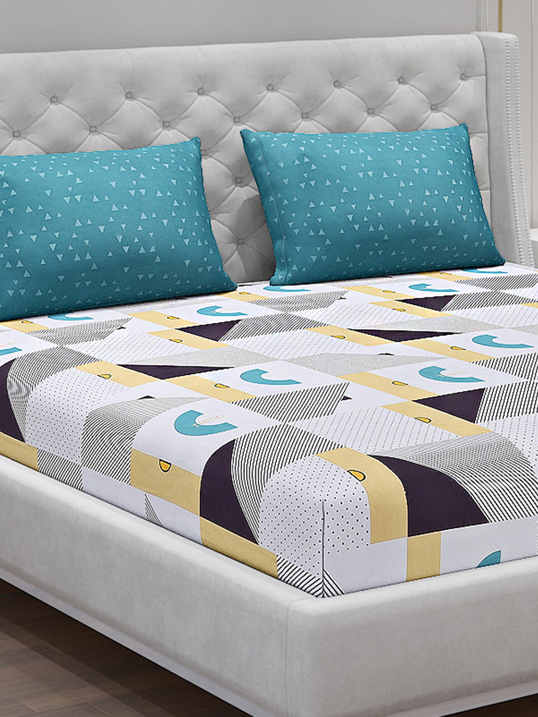 130 GSM Polyester Double Bed Bedsheet with 2 Pillow Covers
