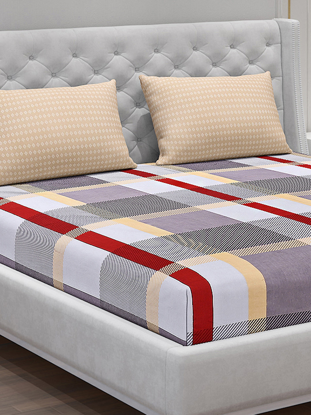 130 GSM Polyester Double Bed Bedsheet with 2 Pillow Covers