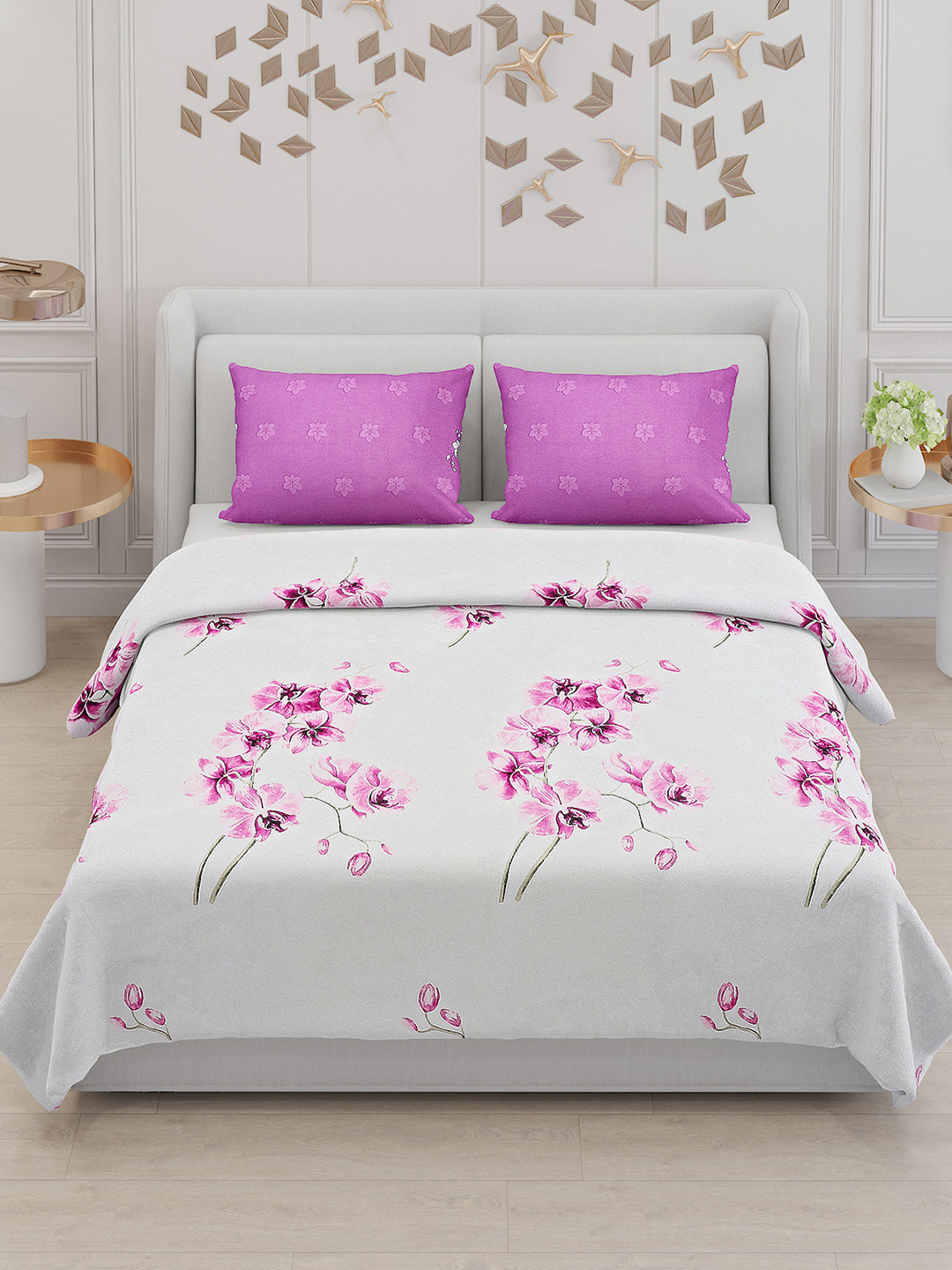 130 GSM Polyester Double Bed Bedsheet with 2 Pillow Covers