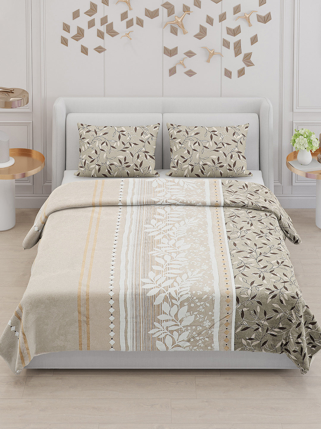 130 GSM Polyester Double Bed Bedsheet with 2 Pillow Covers