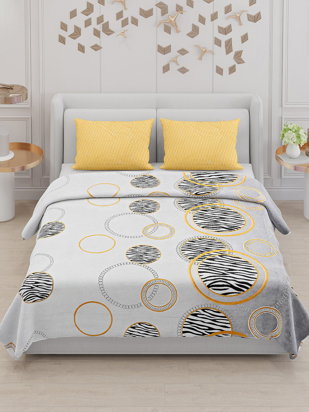 130 GSM Polyester Double Bed Bedsheet with 2 Pillow Covers