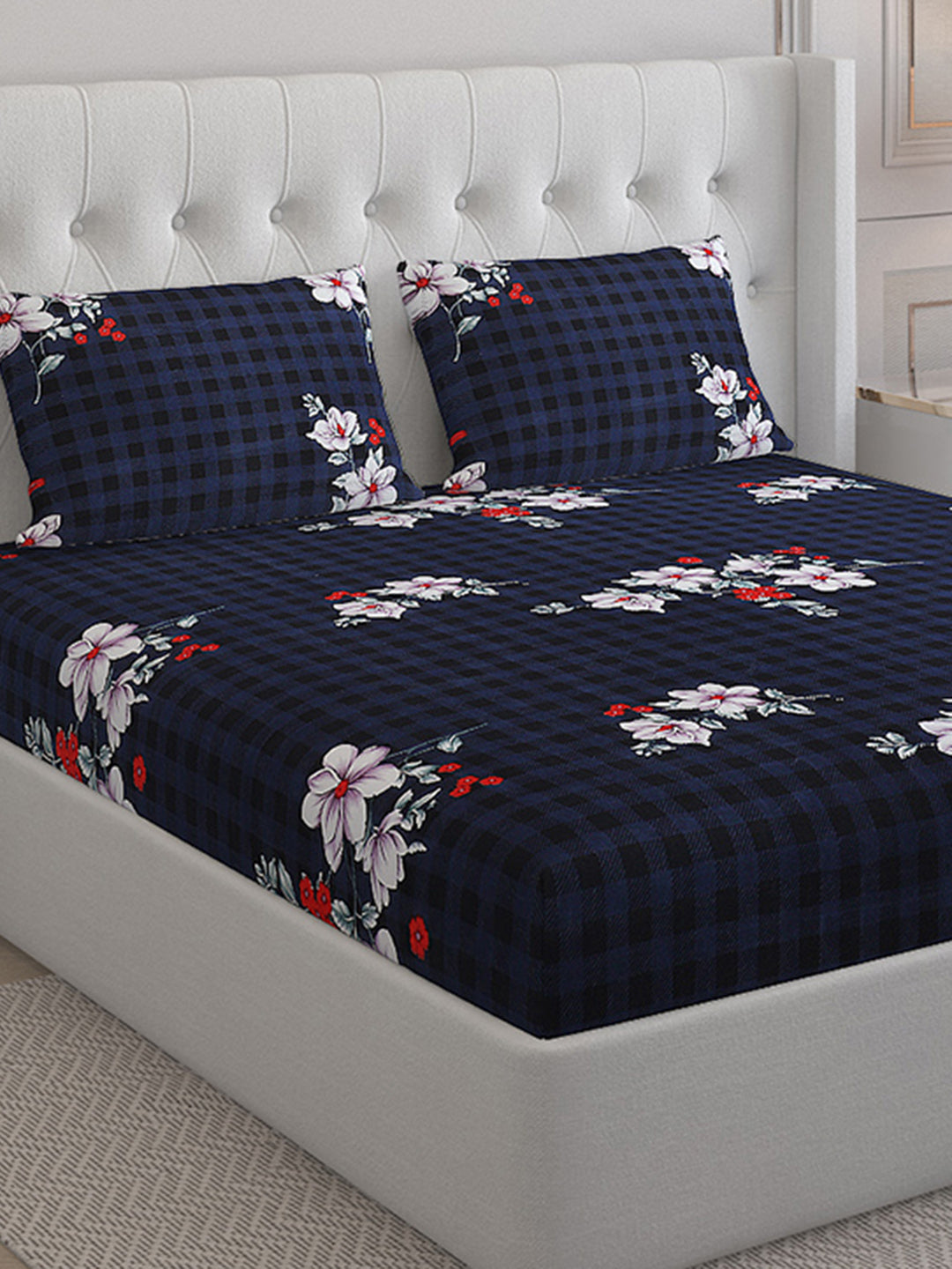 130 GSM Polyester Double Bed Bedsheet with 2 Pillow Covers