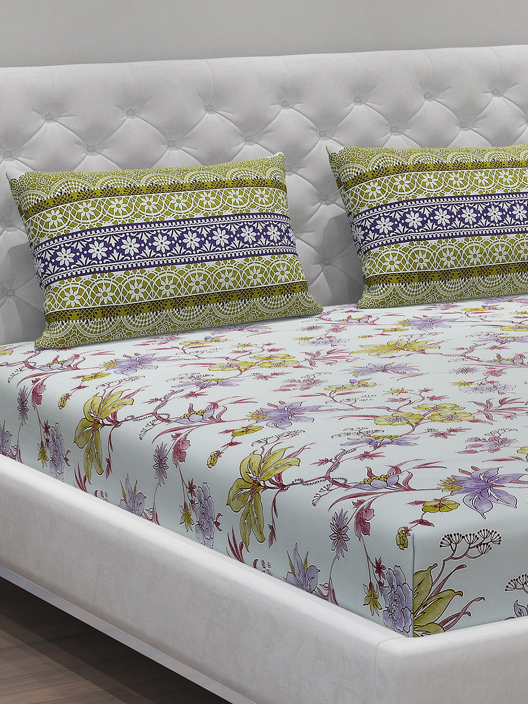 MOCA by Monte Carlo 104 TC Cotton Double Bedsheet with 2 Pillow Covers