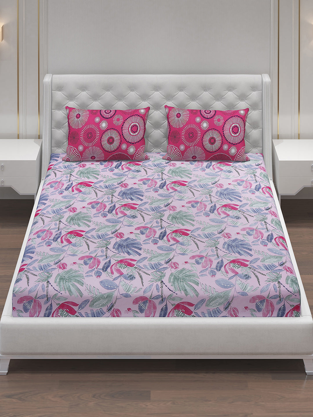 MOCA by Monte Carlo 104 GSM Cotton Double Bedsheet With 2 Pillow Covers