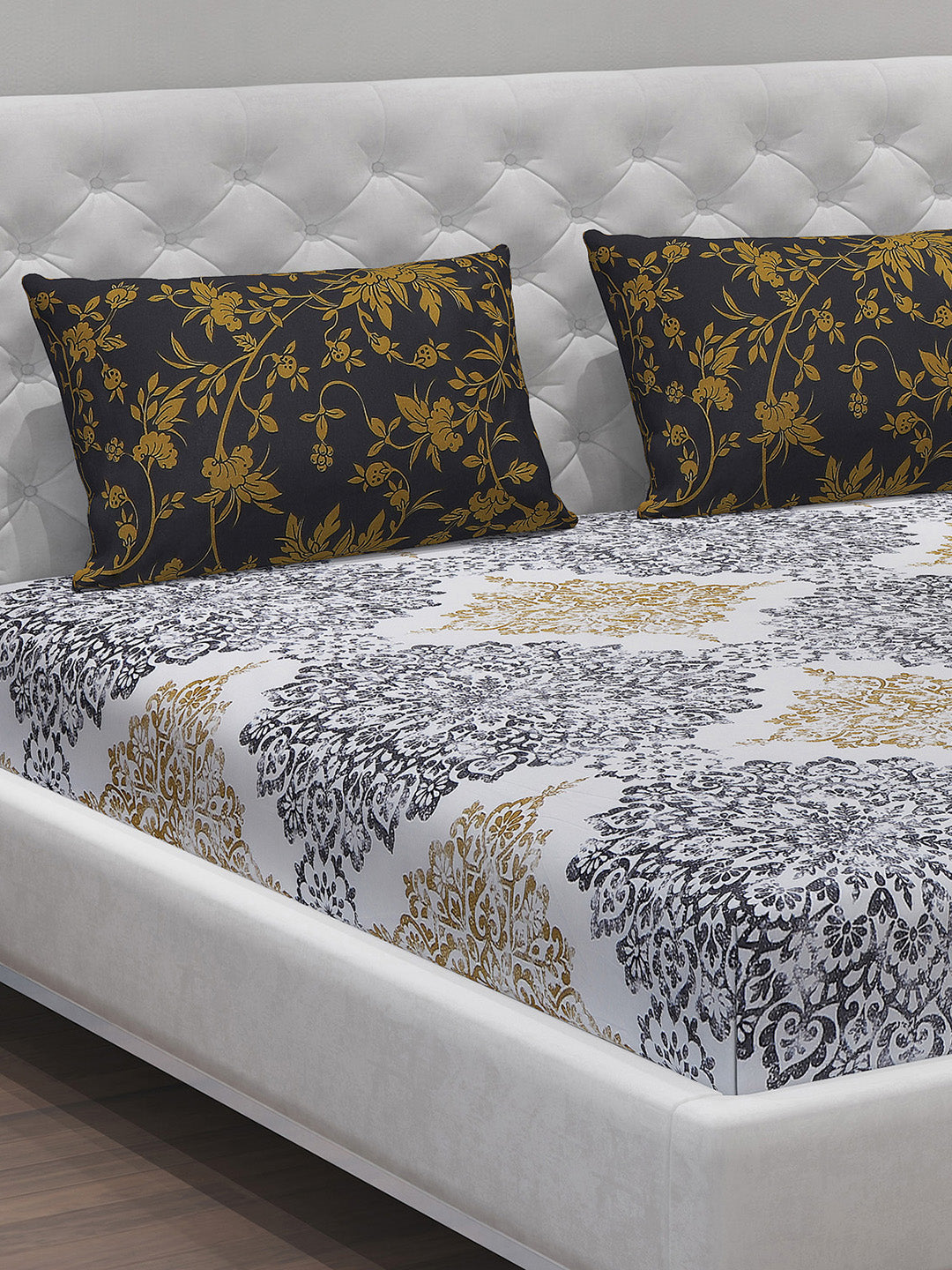 MOCA by Monte Carlo 104 GSM Cotton Double Bedsheet With 2 Pillow Covers