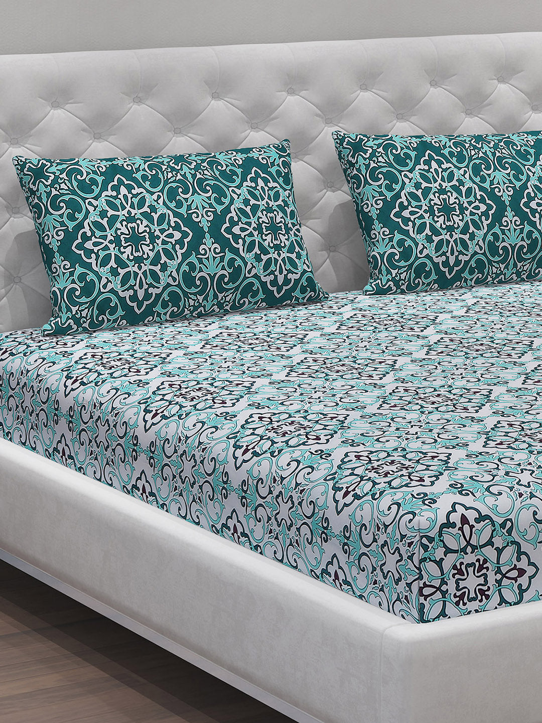 MOCA by Monte Carlo 104 GSM Cotton Double Bedsheet (2 Pcs Set)