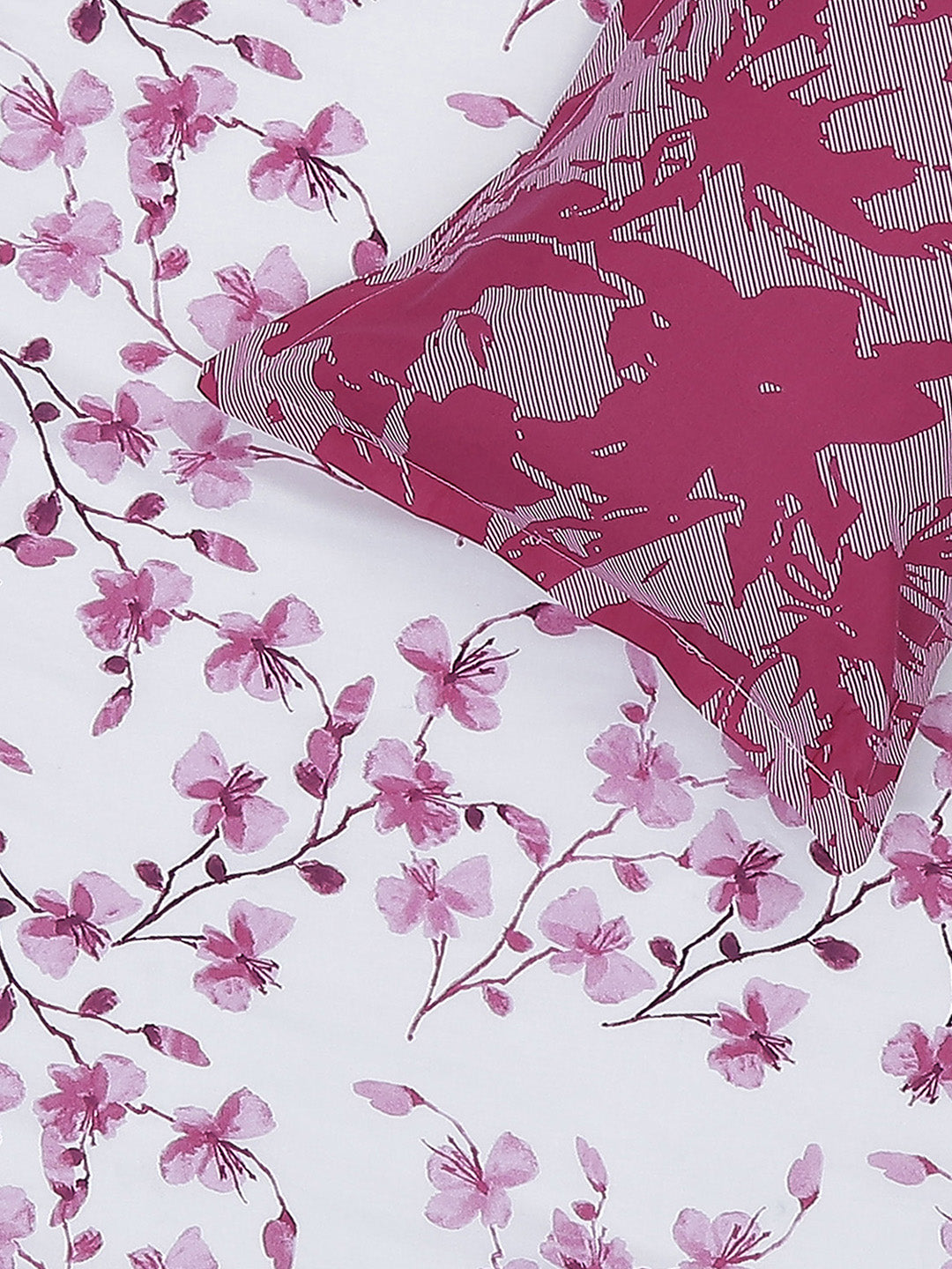 MOCA by Monte Carlo 104 GSM Cotton Double Bedsheet (2 Pcs Set)