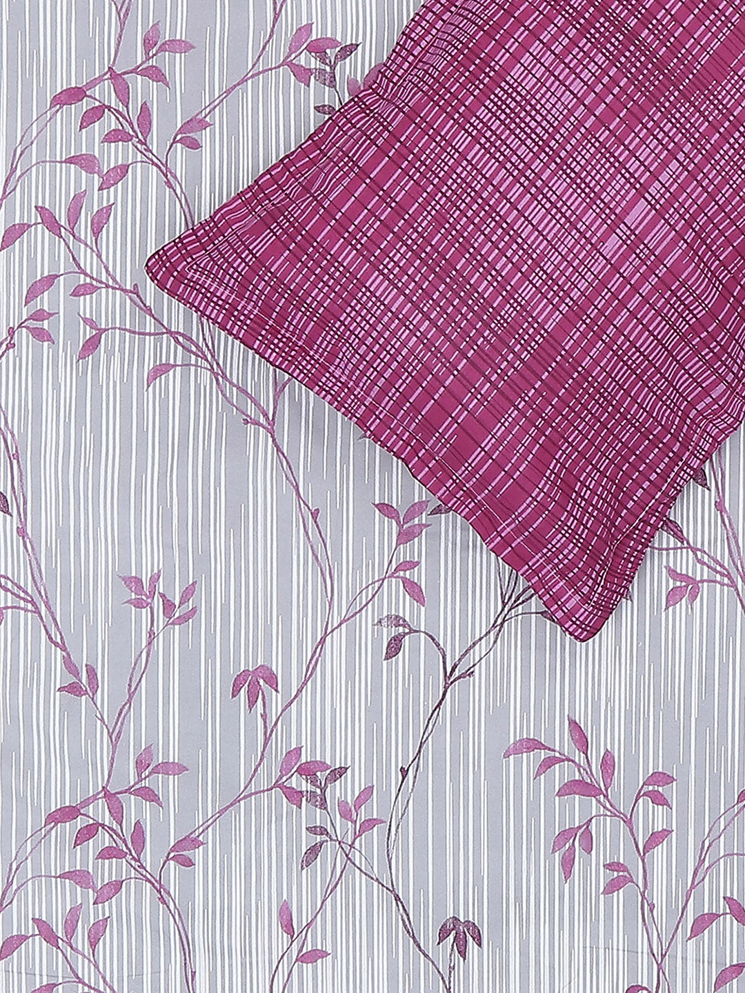 MOCA by Monte Carlo 104 GSM Cotton Double Bedsheet (2 Pcs Set)