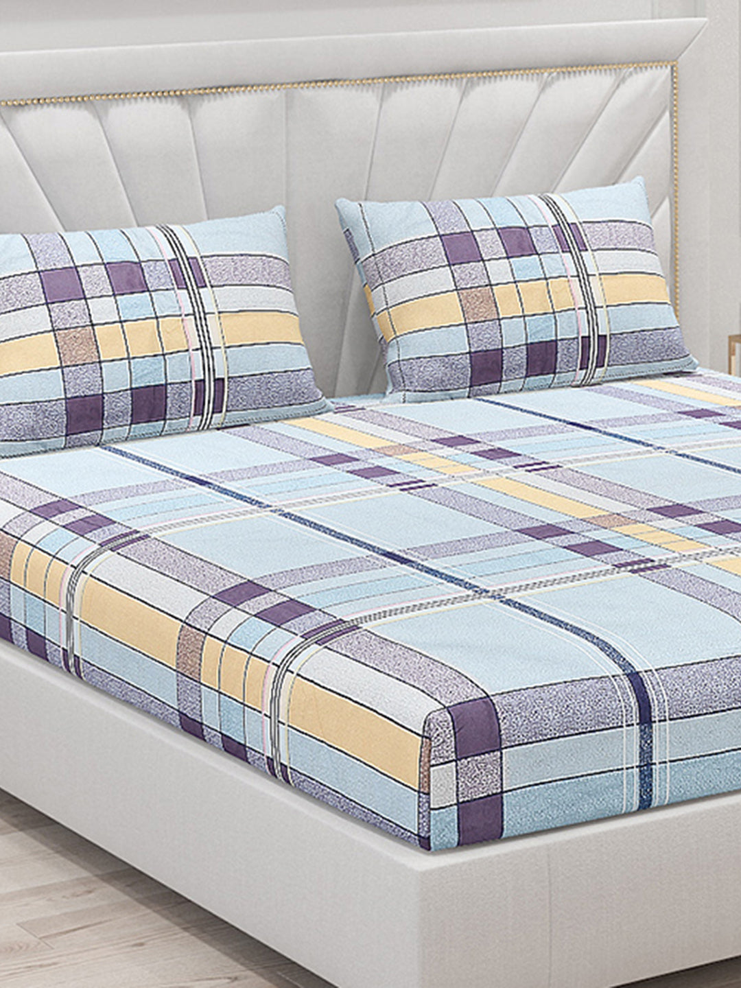 130 GSM Polyester Double Bed Bedsheet with 2 Pillow Covers