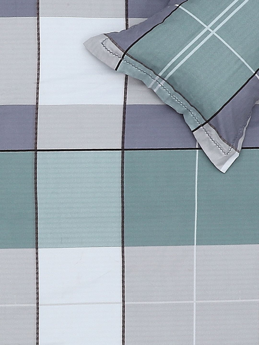 130 GSM Polyester Double Bed Bedsheet with 2 Pillow Covers