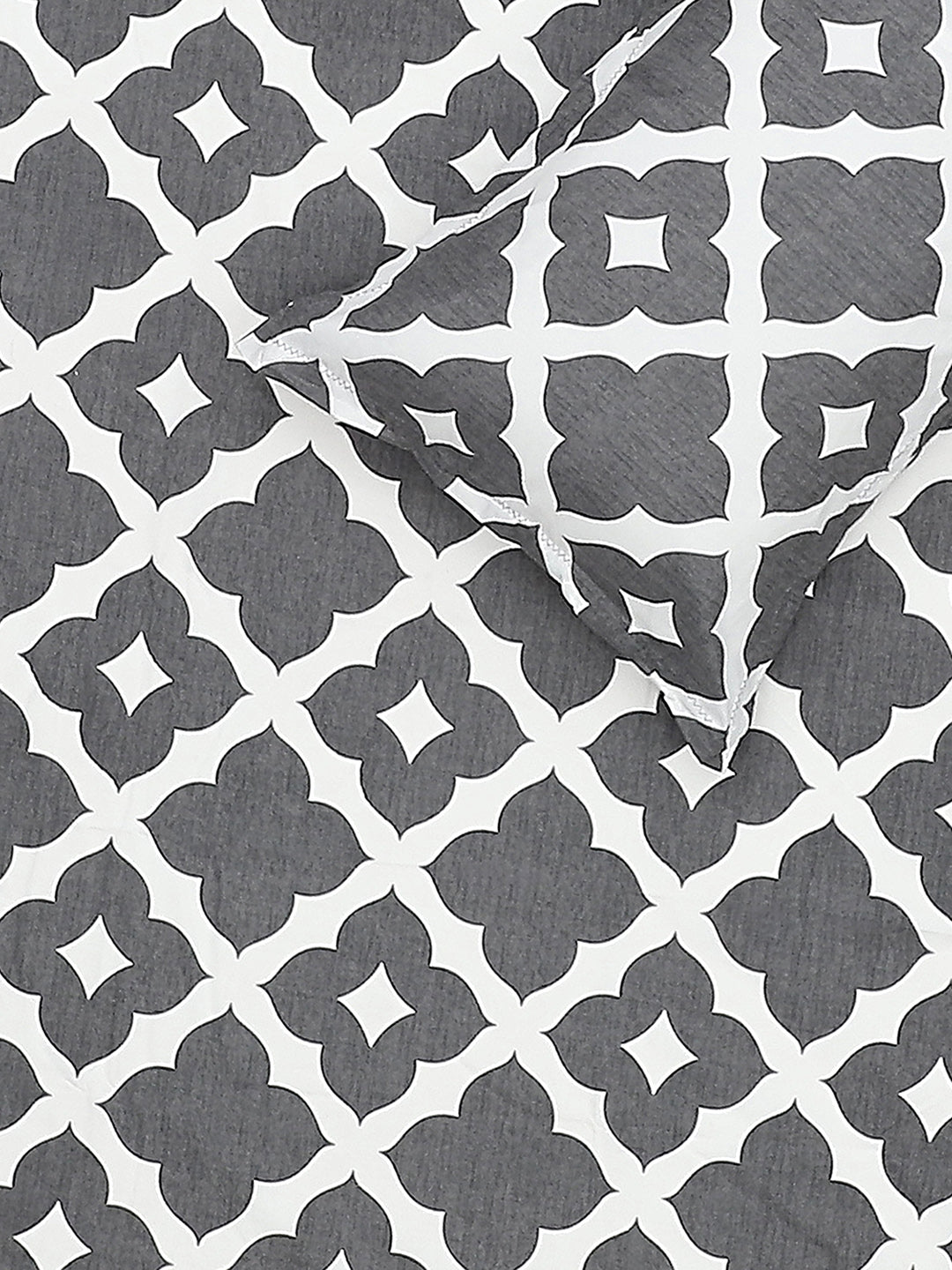 130 GSM Polyester Double Bed Bedsheet with 2 Pillow Covers