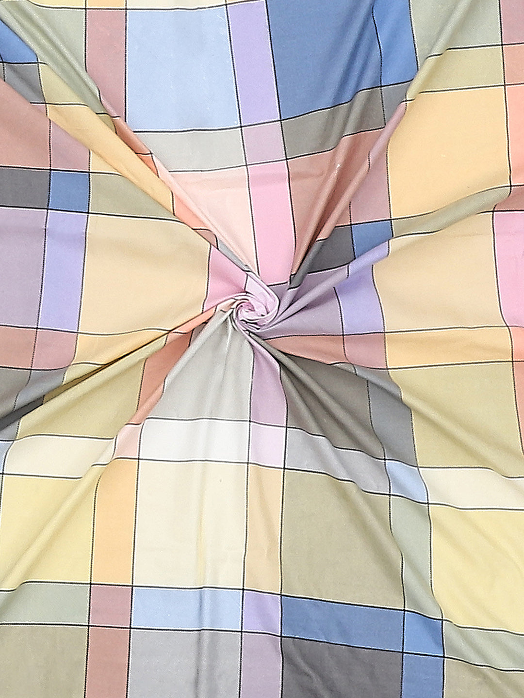 130 GSM Polyester Double Bed Bedsheet with 2 Pillow Covers