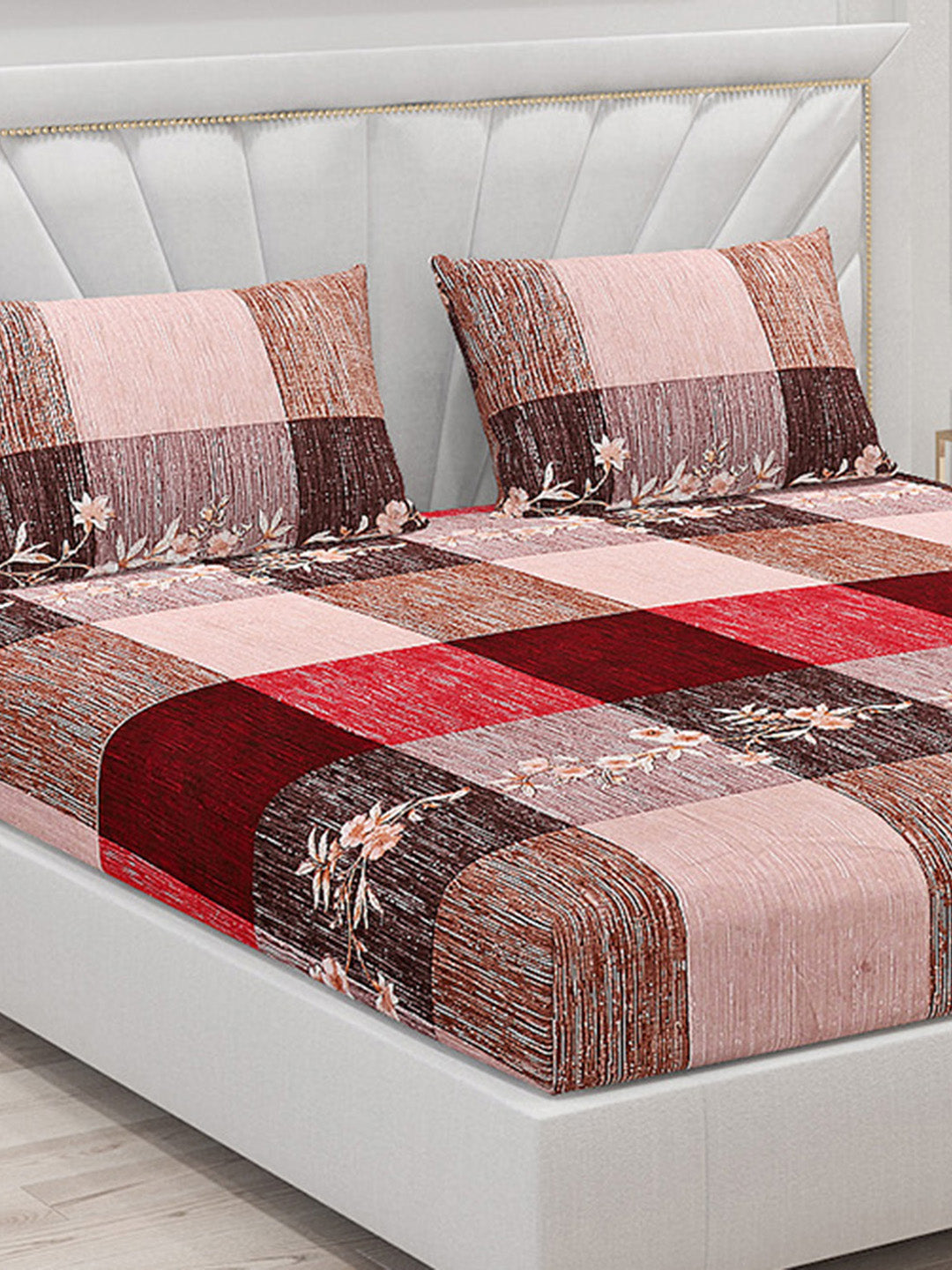 125 GSM Polyester Double Bed Bedsheet with 2 Pillow Covers