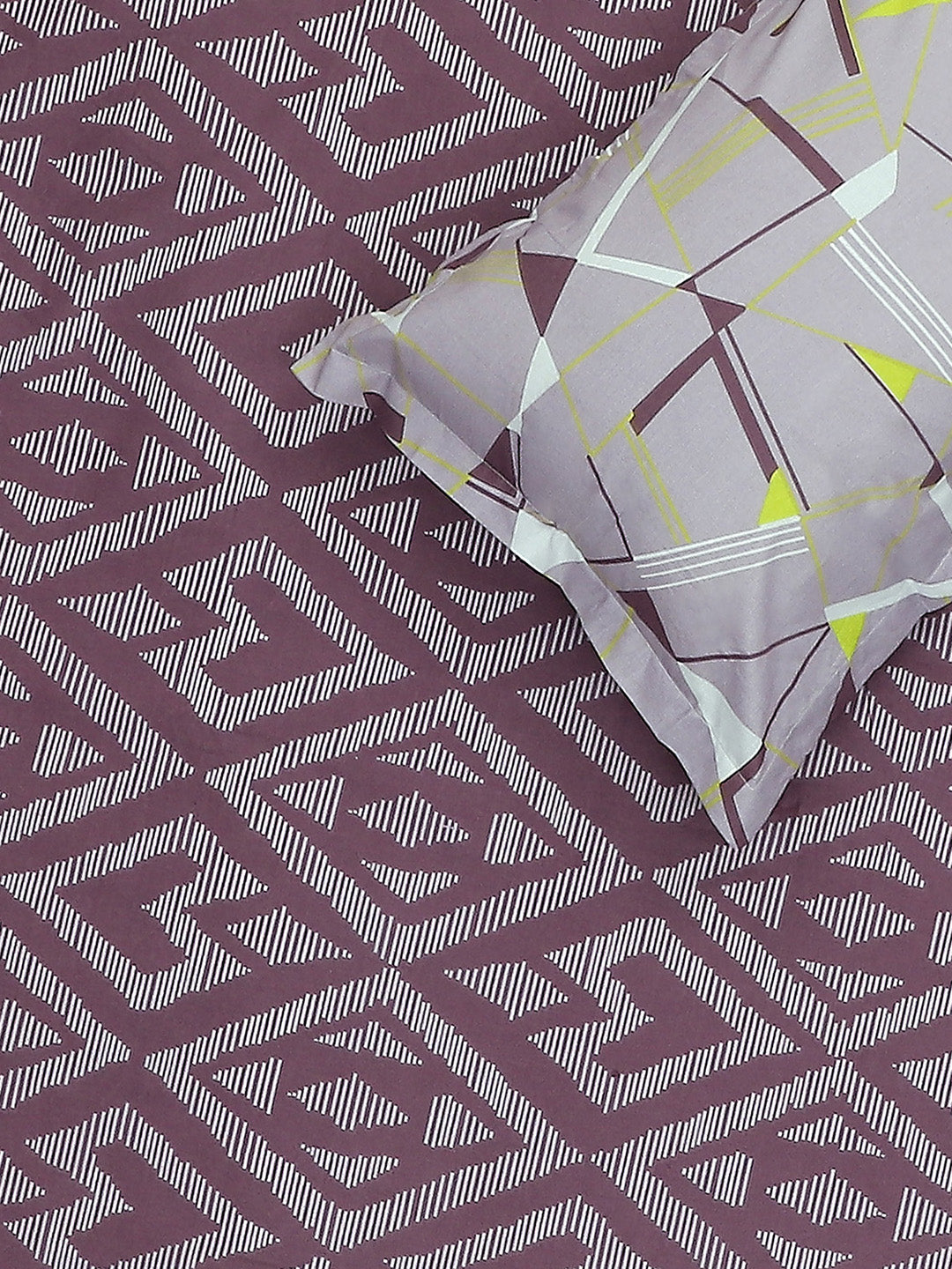 MOCA by Monte Carlo 144 TC Cotton King Bedsheet with 2 Pillow Covers