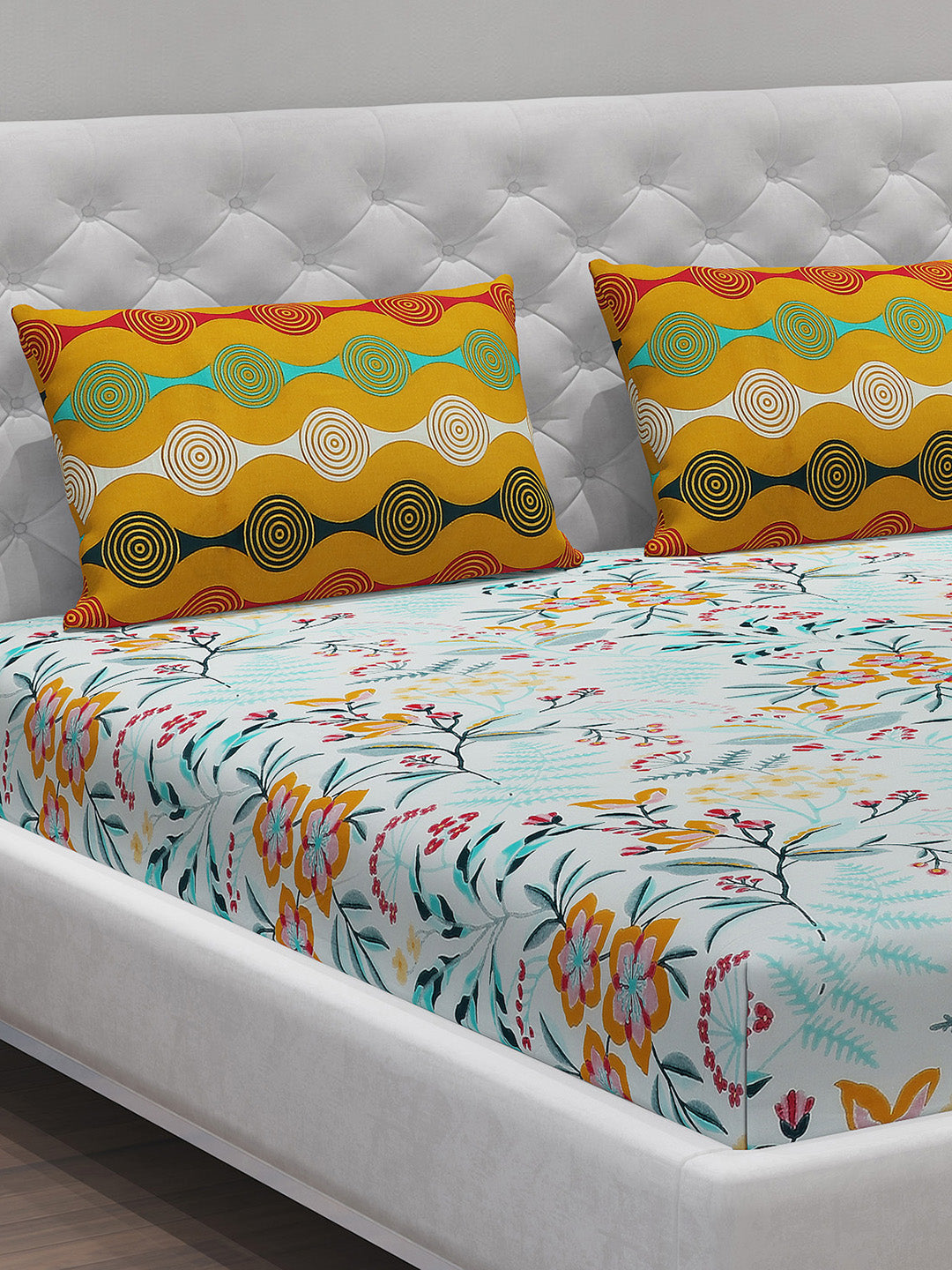 MOCA by Monte Carlo 144 TC Cotton King Bedsheet with 2 Pillow Covers