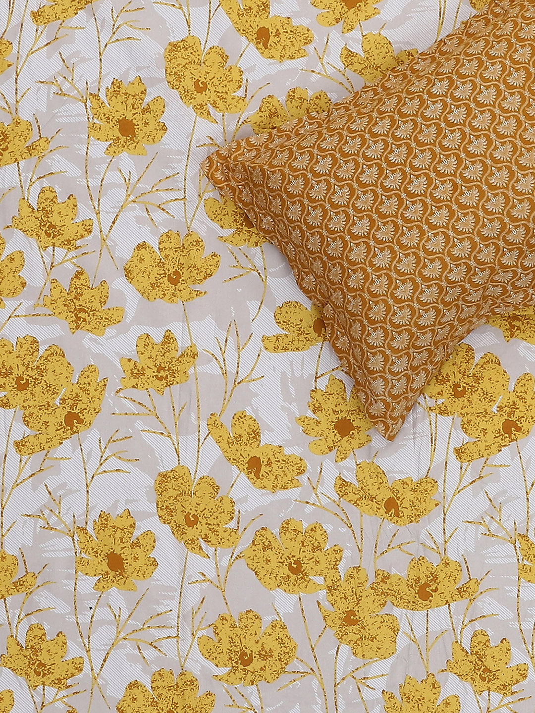 MOCA by Monte Carlo 144 TC Cotton King Bedsheet with 2 Pillow Covers