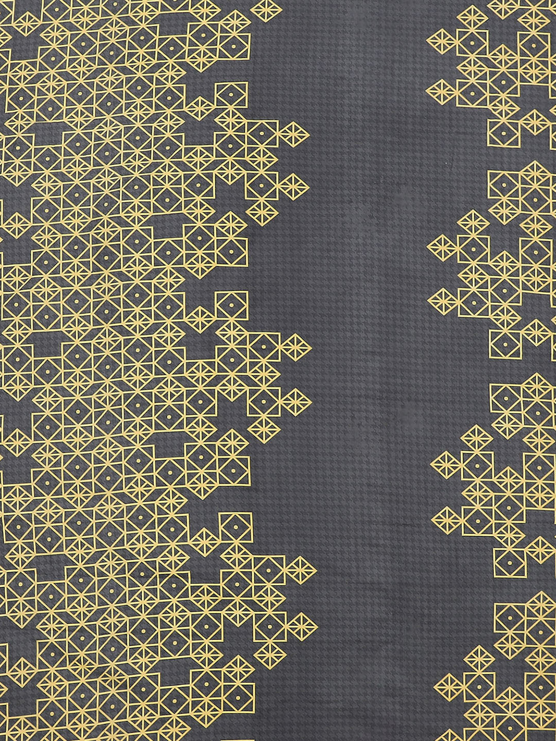 145 GSM Polyester Double Bed Bedsheet with 2 Pillow Covers