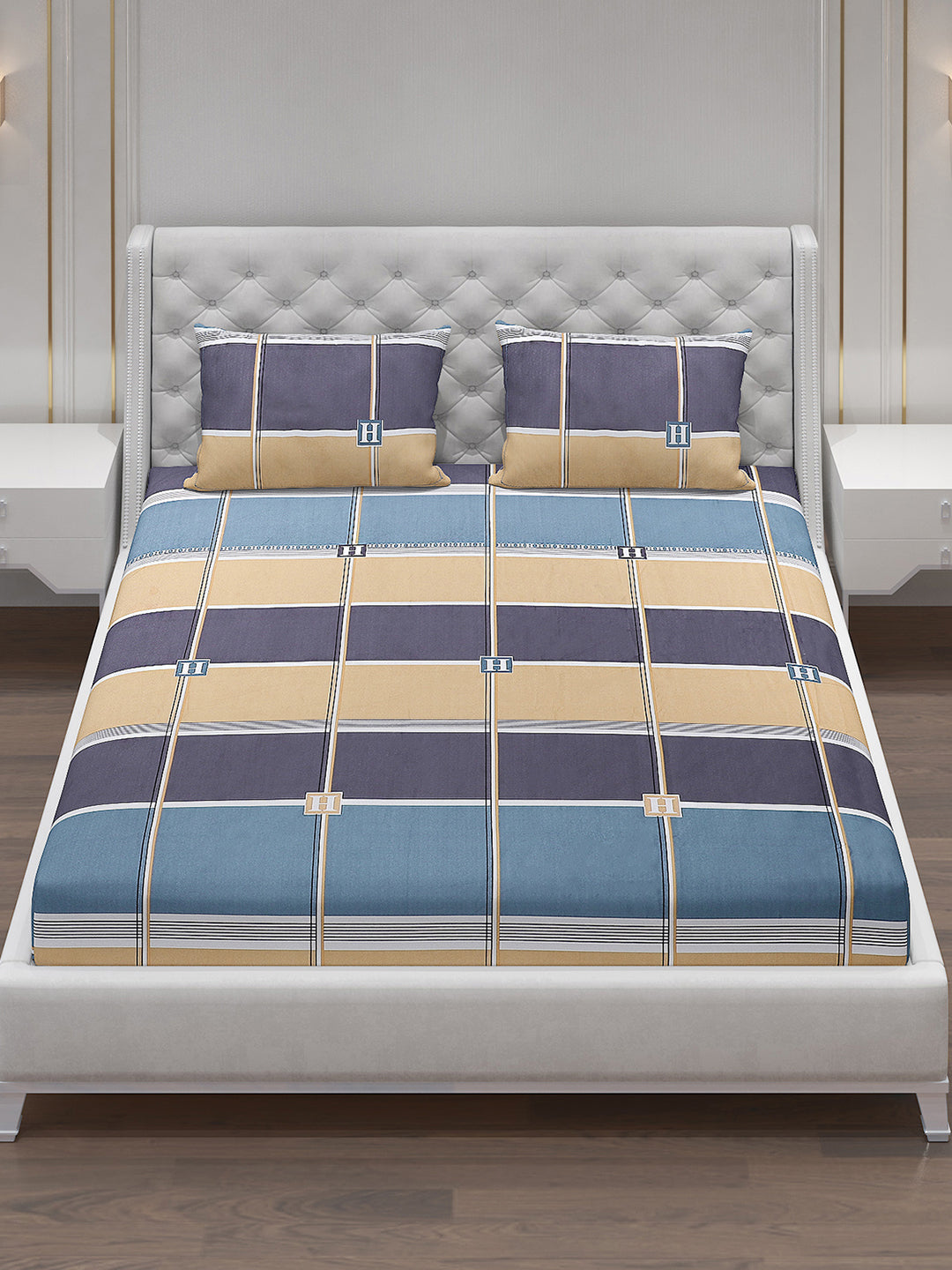 140 GSM Polyester Double Bed Bedsheet with 2 Pillow Covers