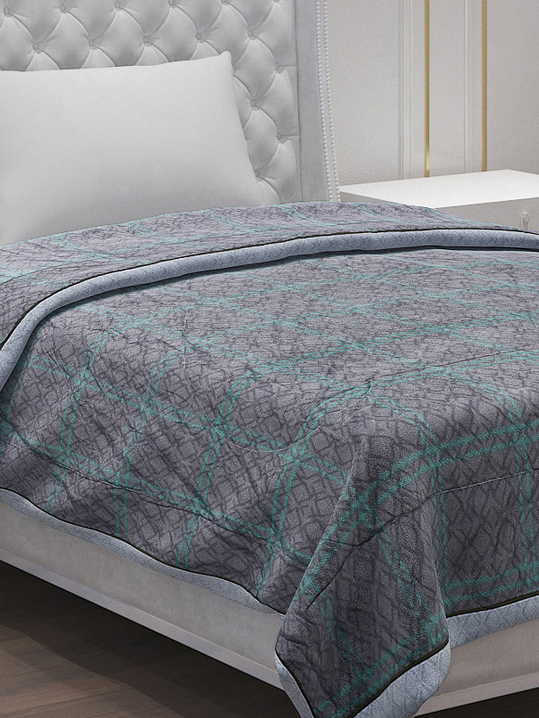 Printed 100% Polyester Single Bed Comforter for AC Room