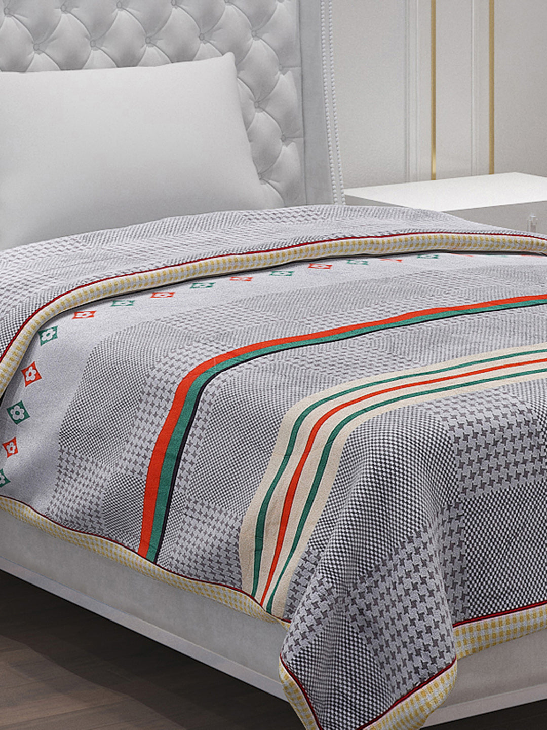 Printed 100% Polyester Single Bed Comforter for AC Room