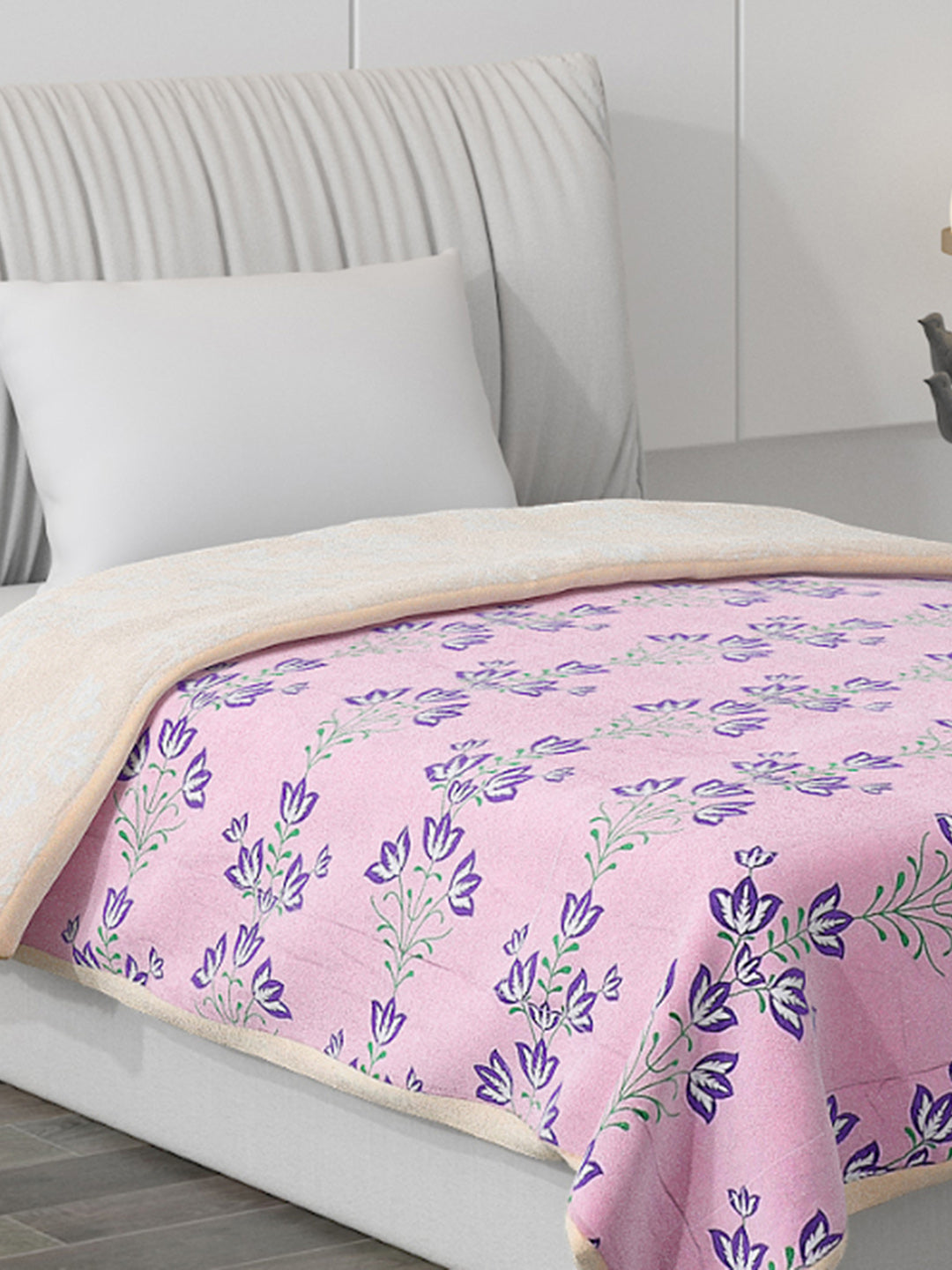 Printed Polyester Single Bed Comforter for AC Room
