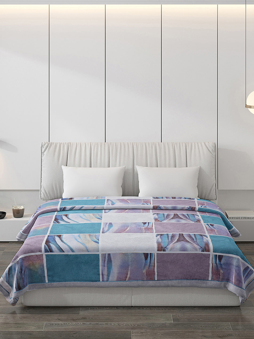 Printed Polyester Double Bed Comforter for AC Room