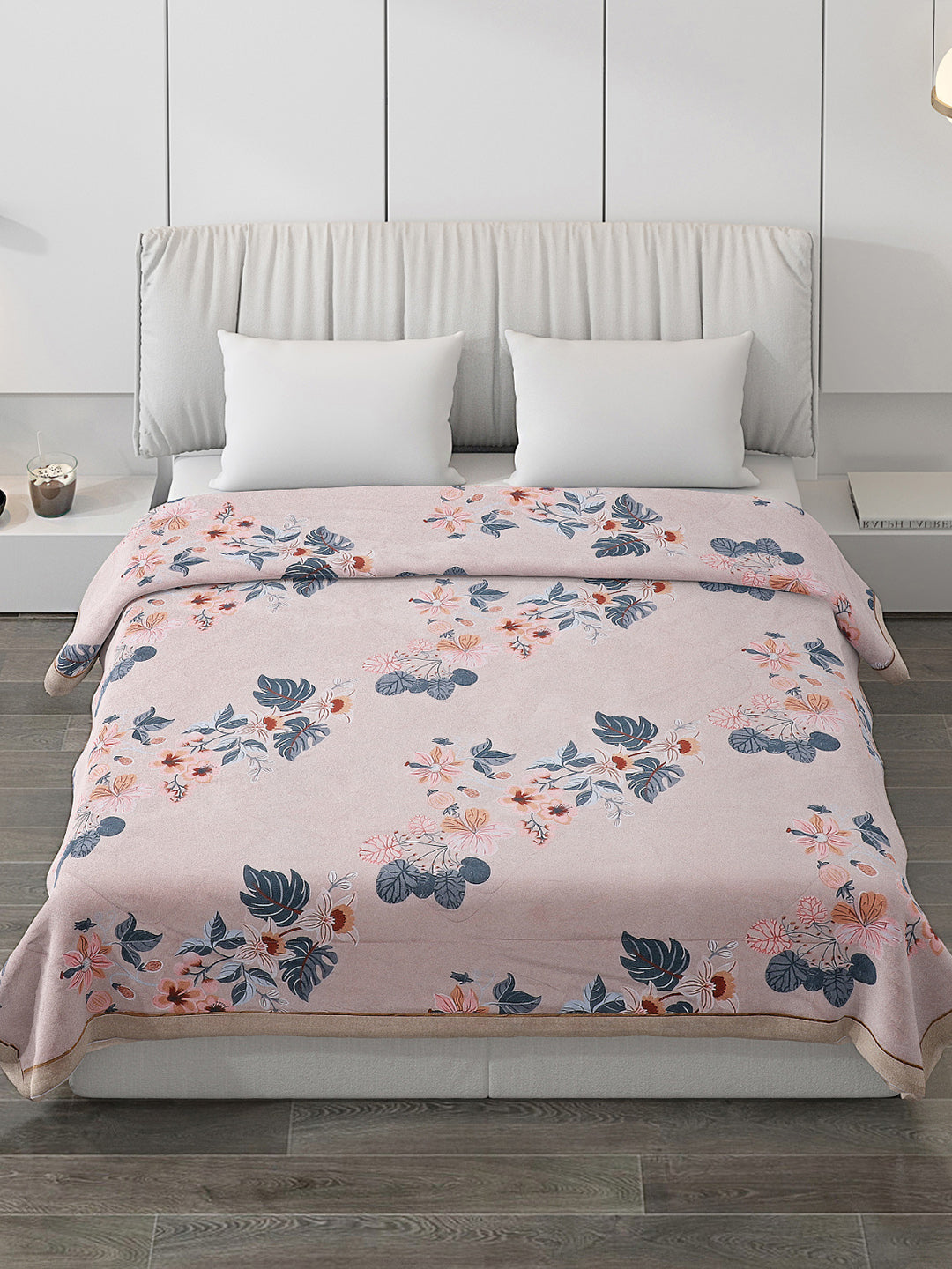 Printed 100% Polyester Double Bed Comforter for AC Room