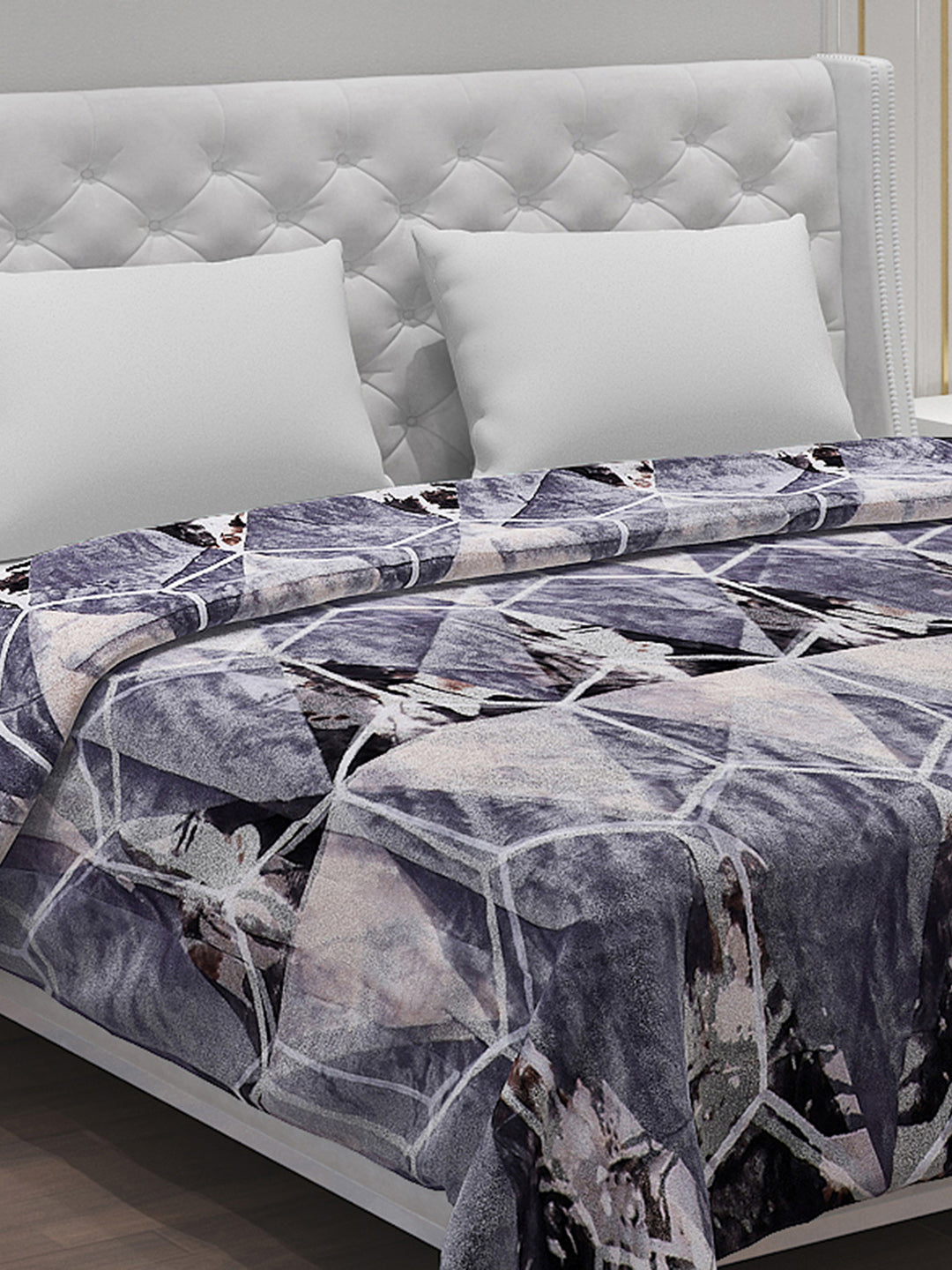 Printed Polyester Double Bed Comforter for Winter