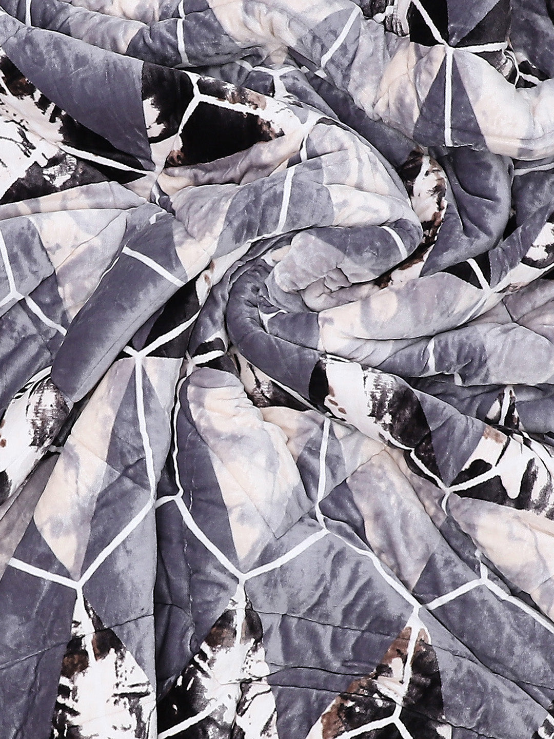 Printed Polyester Double Bed Comforter for Winter