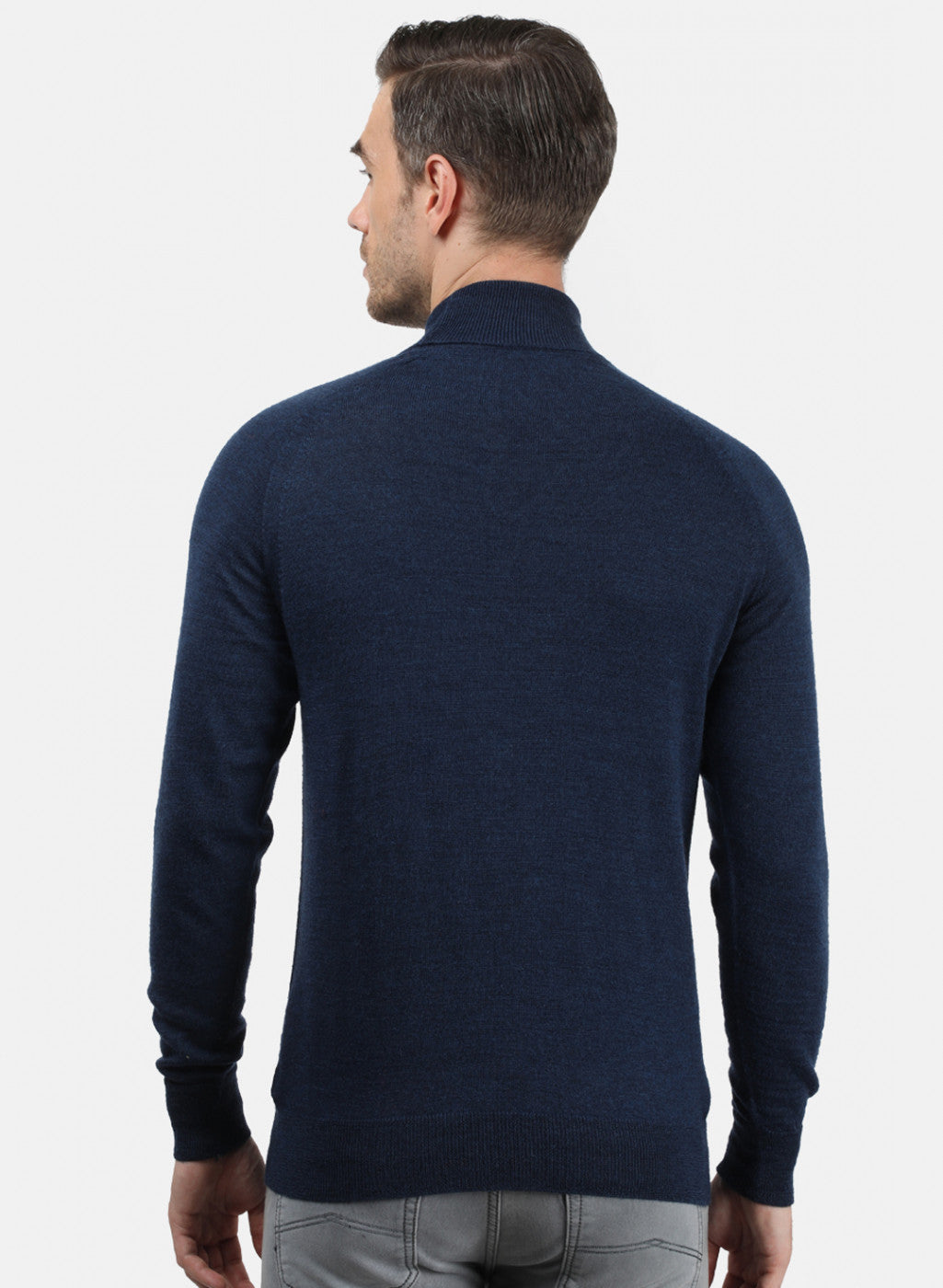 Men NAvy Blue Solid Pullover