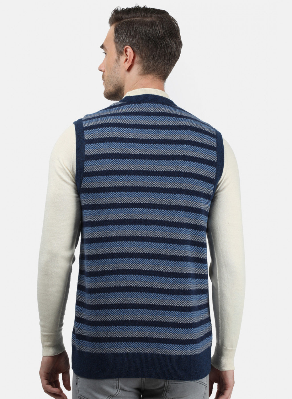 Men Blue Solid Sweater