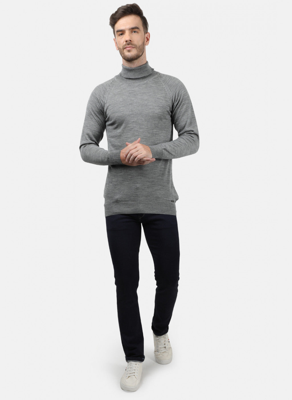 Men Grey Solid Pullover