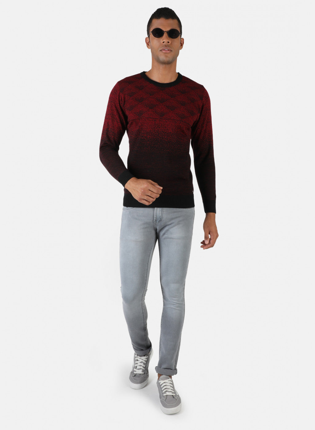 Men Maroon & Black Solid Pullover