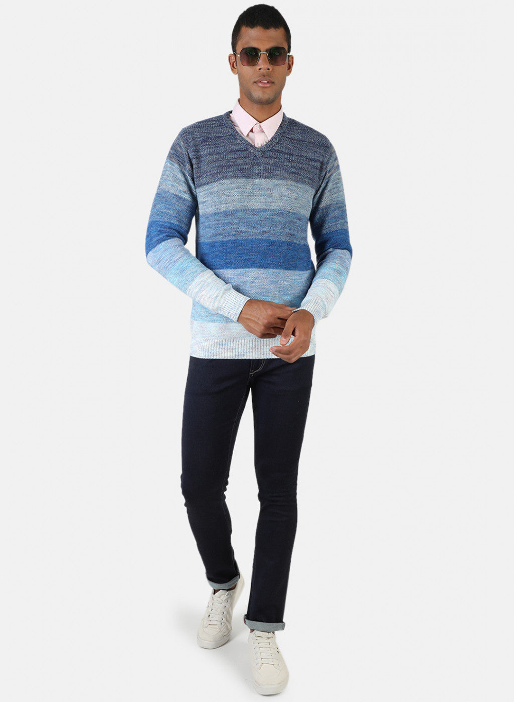 Men Grey & Blue Solid Pullover