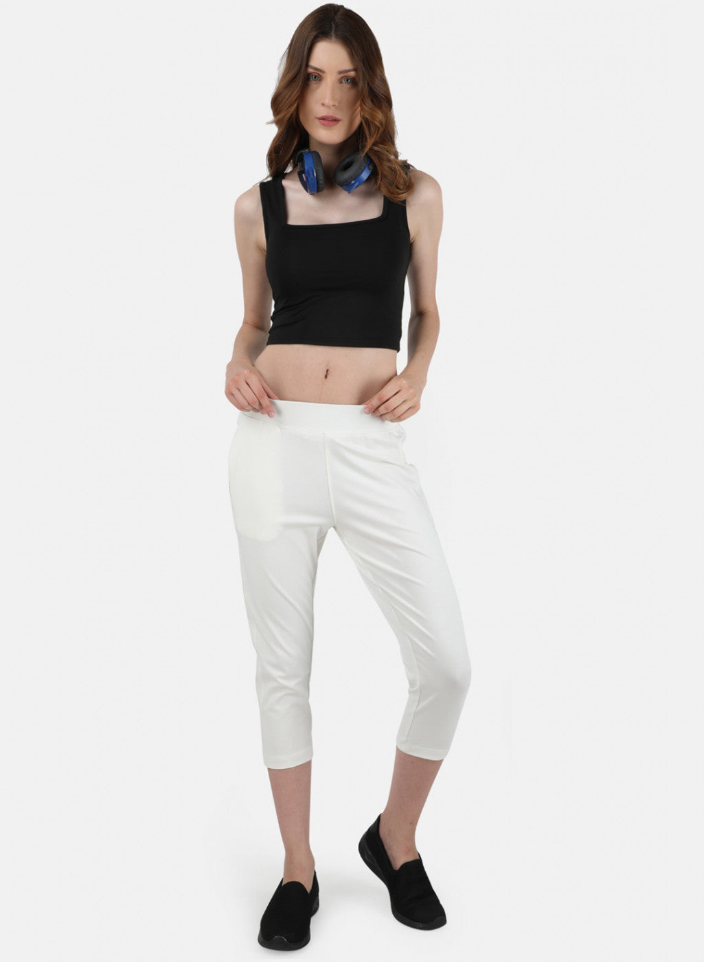 Womens Off White Regular Capri