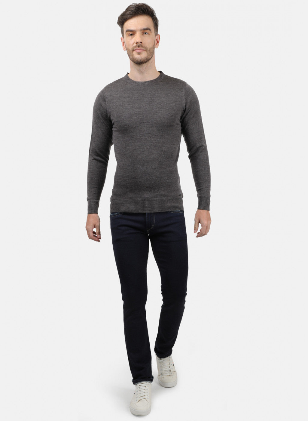 Men Grey Solid Pullover
