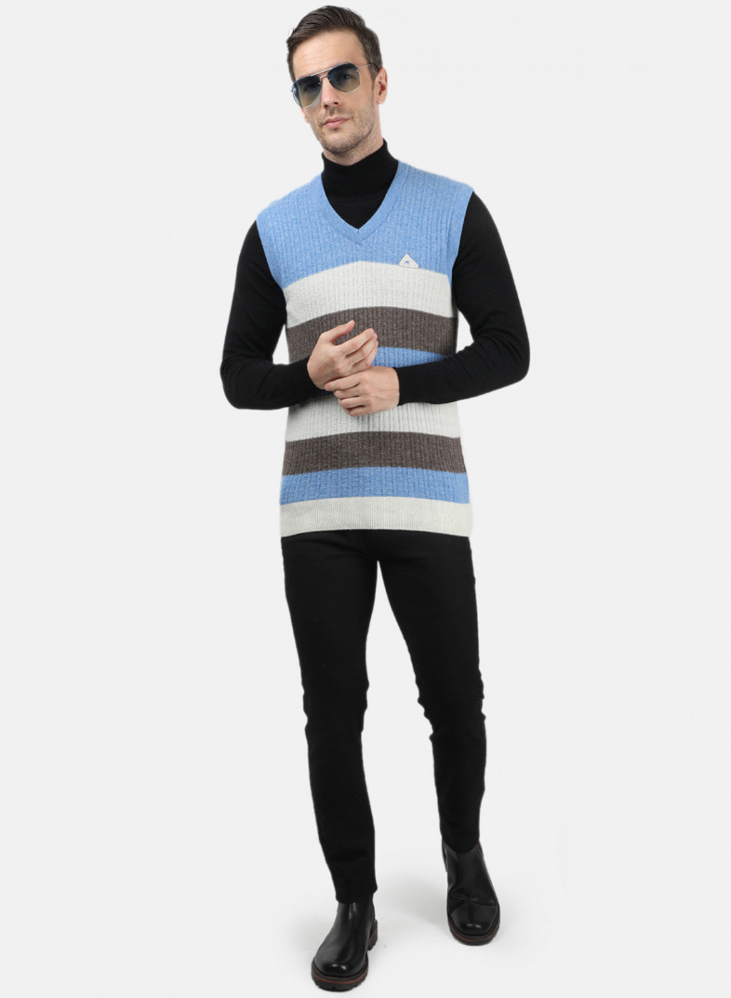 Men Off White & Blue Solid Sweater